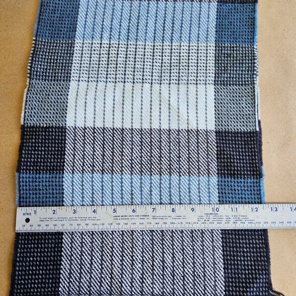 Black women's gloves & multicolor muffler - Picture 6 of 6